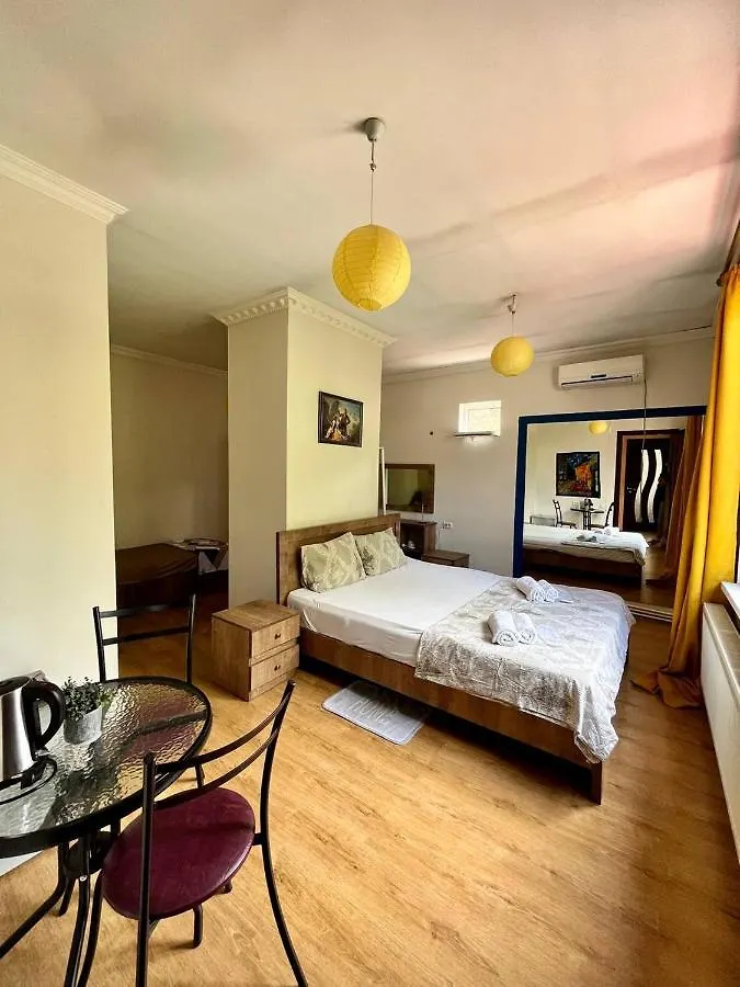 La Casa Hostel Tbilisi